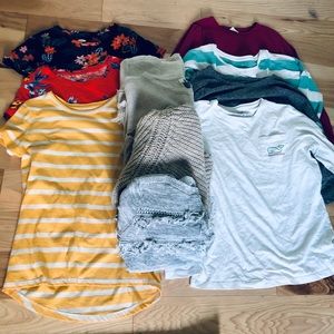 HUGE GIRLS-14 TOPS BUNDLE!! (11 pieces)